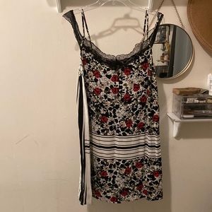 Topshop GORGEOUS Tunic / Dress - Viscose, Flowy Fabric with cute lace detail